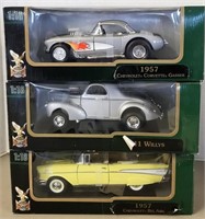 Road Signature Deluxe Collection Die-Cast Cars