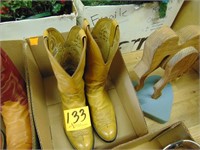 Hondo Size 111/2D Bullhide Boots