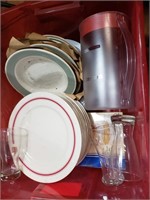 Red Tote Kitchen Lot