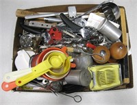 Lot of Various Kitchen Utensils & Cooking Tools