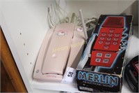 VINTAGE HELLO KITTY PHONE - MERLIN GAME