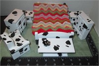 7 Piece Wood Cow Pattern Bedroom Set