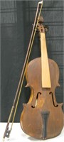 Vintage Or Antique Hand Crafted Violin w/ Bow