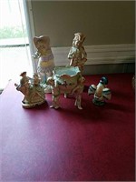 5 pieces of porcelain figurines