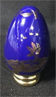 Franklin Mint Cobalt & Gilt Porcelain Egg