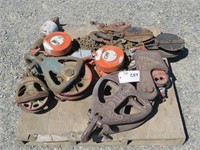 Miscellaneous Pulleys, Chains and Lifting Hooks