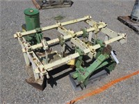 4' 3pt John Deere Row Seeder/Bed Shaper