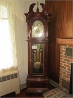 Beautiful Ridgeway Grandfathers Clock