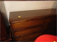 Mid-centruy modern dresser, 8 drawers