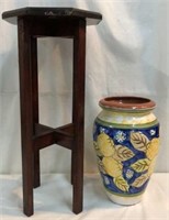 Hand Painted Vase & Tall Skinny Side Table Q6C