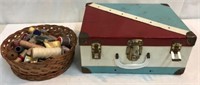 Vintage Storage Box Full of Sewing Supplies Q6H