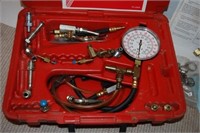 Fuel Injector Tester  /with case