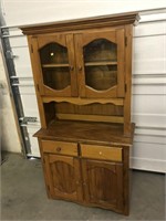 Pine two section china hutch
