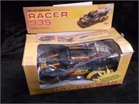 ILLCO BATTERY OPERATED PORCHE RACER 935