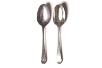 Pair of Georgian English silver tablespoons