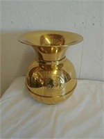Gold colored spittoon