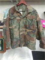 Military coat size small short