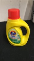 NEW  Tide simple clean and fresh 25 loads 40 fluid