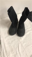 Size 10 women’s snow boots