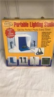 Portable lighting studio