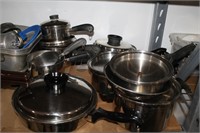 GROUPING: KITCHEN COOKWARE POTS AND PANS AND FOOD