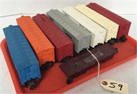 HO SCALE MODEL TRAIN CARS
