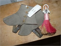 1930 German Spatz & Pink Lady Shoe Brush