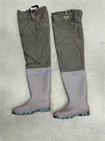 Red Head Brown Hip Waders Size 12