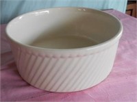 Hall Made in USA White Dish 9 1/2"Wide and 4"Tall
