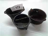 3-cast iron mini pots