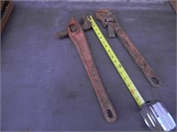 Adjustable Pipe Wrenches