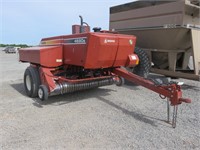 Hesston 4690S Baler