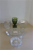 SELECTION OF GLASSWARE