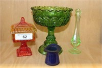 SELECTION OF COLORFUL GLASS