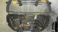 MATTHEWS SOLO CAM COMPOUND BOW AND CASE