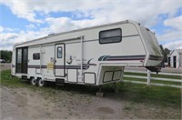 1996 Golden Falcon 33r 5th Wheel