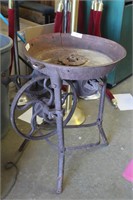 Cast forge