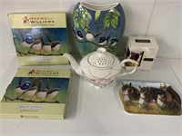 BIRDS OF AUST. VASE, PLACEMATS, TEAPOT AND HORSE