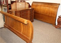 King Size Sleigh Bed by Bernhardt