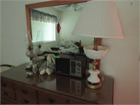 Panasonic Radio, Oil Lamp, Milkglass Lamp, Staffor