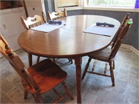 Oval Breakfast Table with Four Chairs