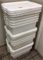 LOT: WHITE TUBS W/COVERS.