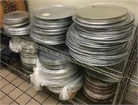 LG. LOT OF PIZZA PANS.