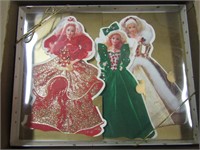 3 Barbie dolls and magnetic dolls