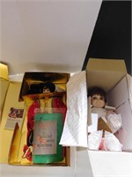 NIB Patty Cake & Robin Woods dolls