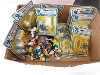 22 Vintage Smurfs and 11 candle numbers
