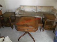 SET OF 4 END / COFFEE TABLES