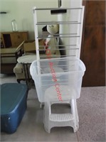 PLASTIC SHOE RACK, STORAGE TOTE & STEP LADDER