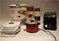 Kitchen Appliances, Toaster, Waffle Maker, Warmer