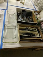 Kitchen utensils Pyrex bowls Etc as shown